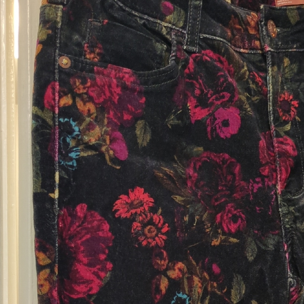 Pilcro Midrise Velvet Floral Skinny Jeans - Picture 8 of 11
